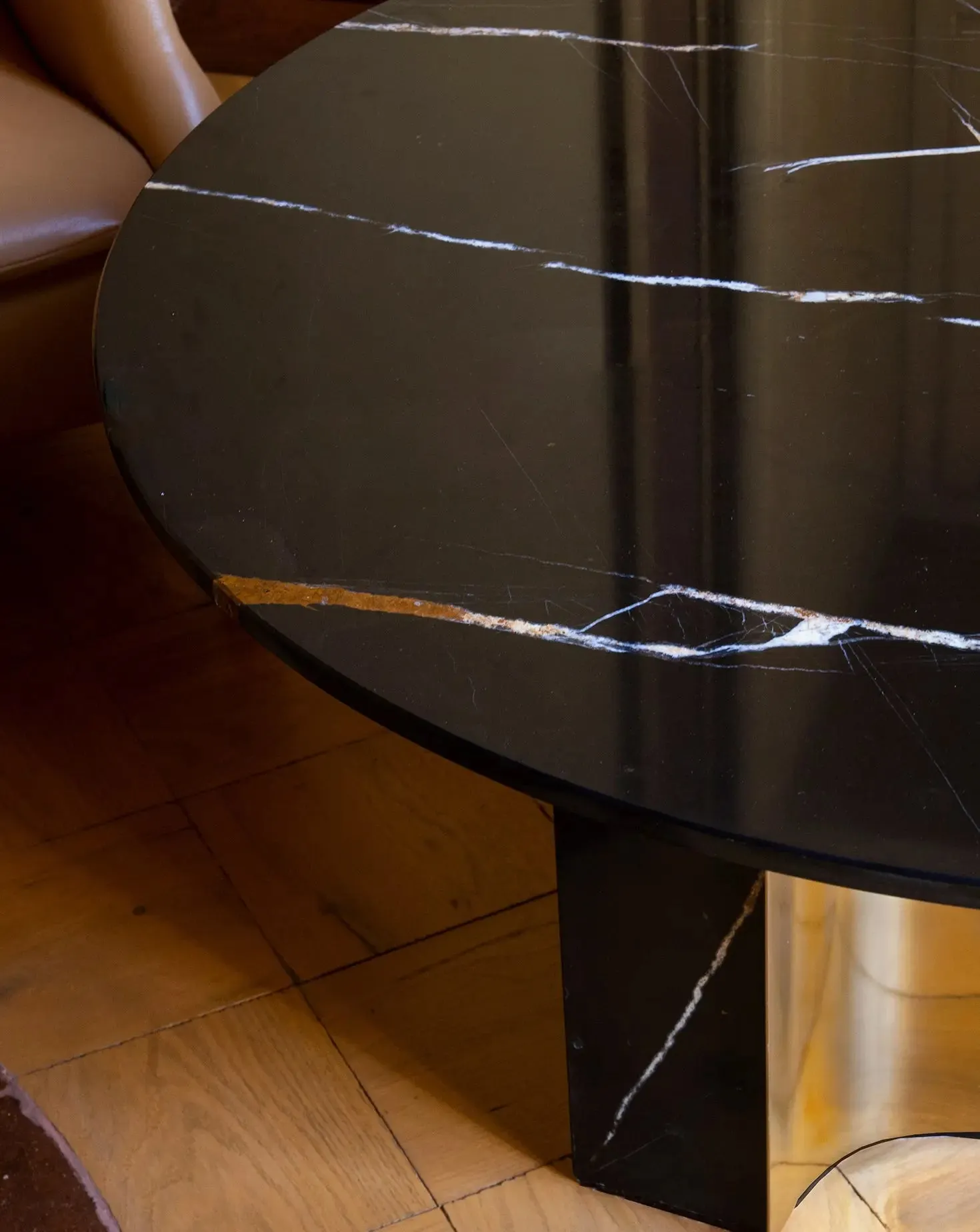 Barso Round Sahara Noir Marble Side Table